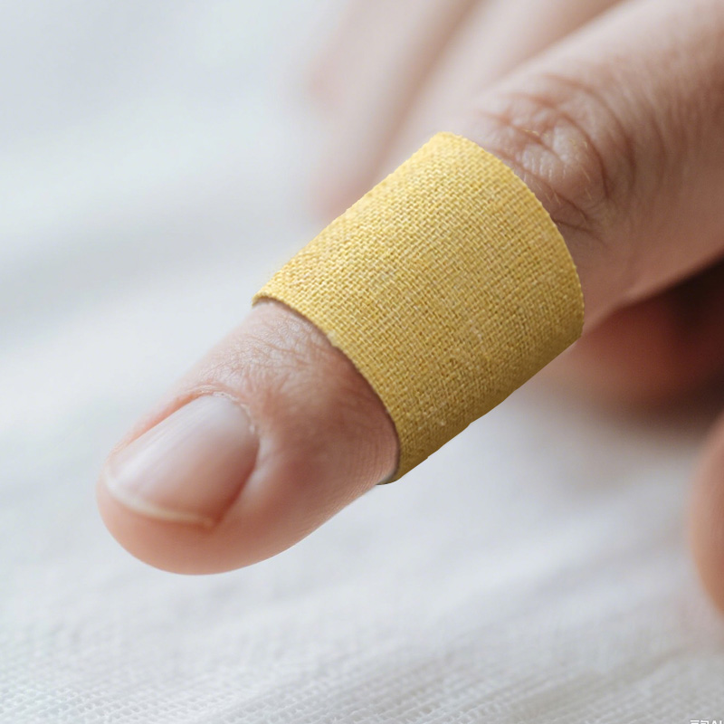 Zinc Oxide Tape is durable and easy to tear by hand, allowing quick, hassle-free use during sports taping or wound care, even without scissors.