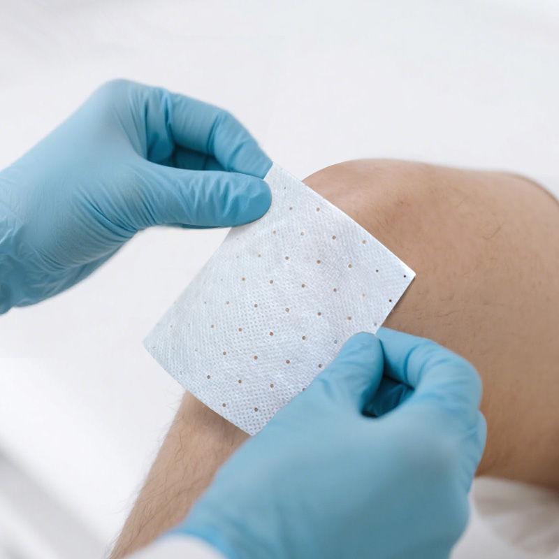 Biocellulose dressing gently covering a wound area for comfortable healing